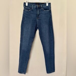 High Rise Blue Jeans with Tapered Leg